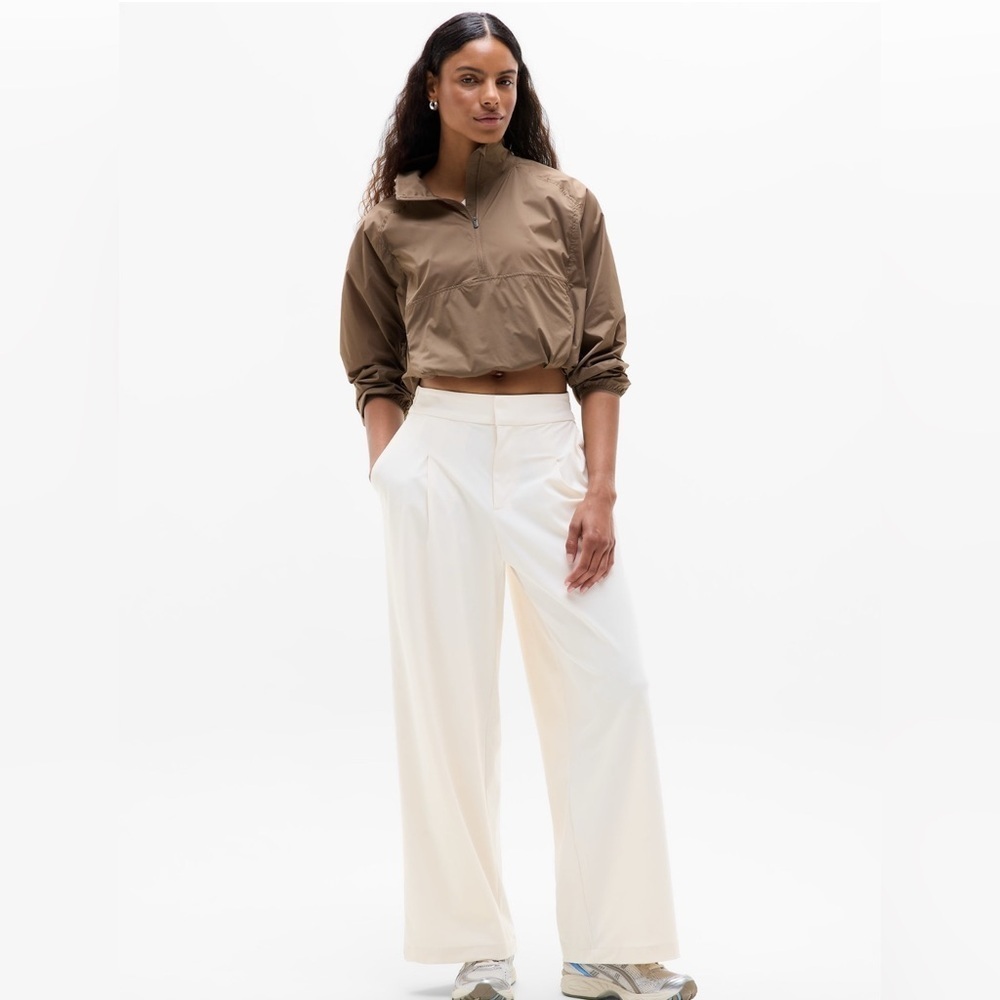 NWOT Athleta Pinnacle Bone Trouser Size 12
